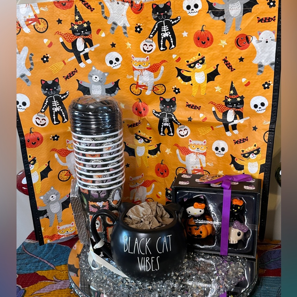 NWT Halloween Tote Bundle. Retail $90.00